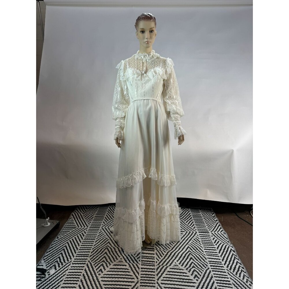 Vintage Bridalure Alfred Angelo Lace Wedding Dress